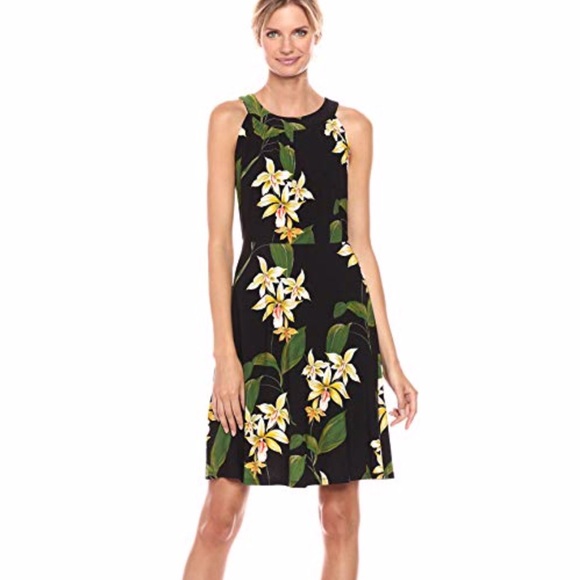 Tommy Hilfiger Dresses & Skirts - Tommy Hilfiger Floral Jersey Dress